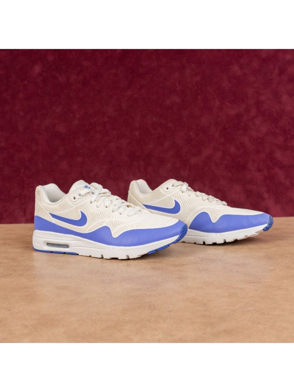 Nike Women Air Max Ultra Moire White Violet Walking Running Sneakers size 7